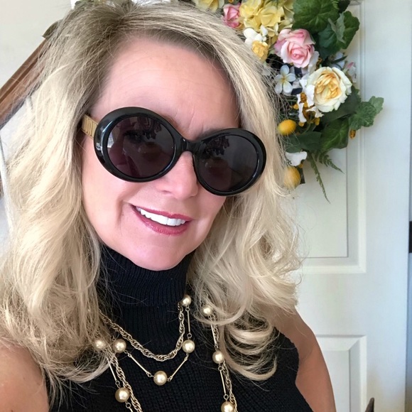 Versace Sunglasses - Picture 8 of 8